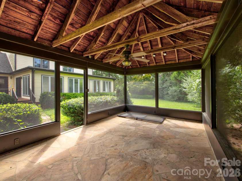 1401 Heatherloch Drive, Gastonia, NC 28054.  MLS# CAR4418870, YatesRealty ID 46121. 