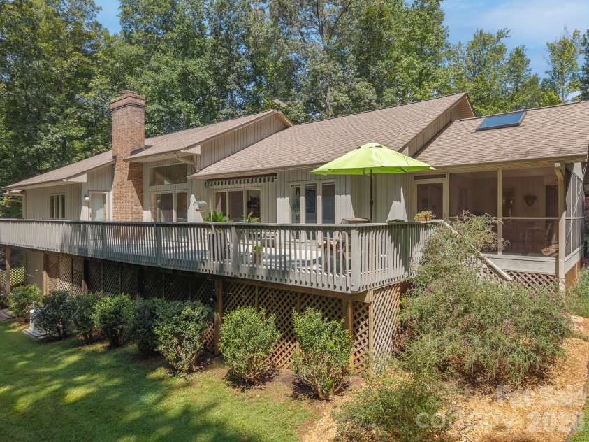 5 Jackson Grove, Landrum, SC 29356.  MLS# CAR4416972, YatesRealty ID 46122. 