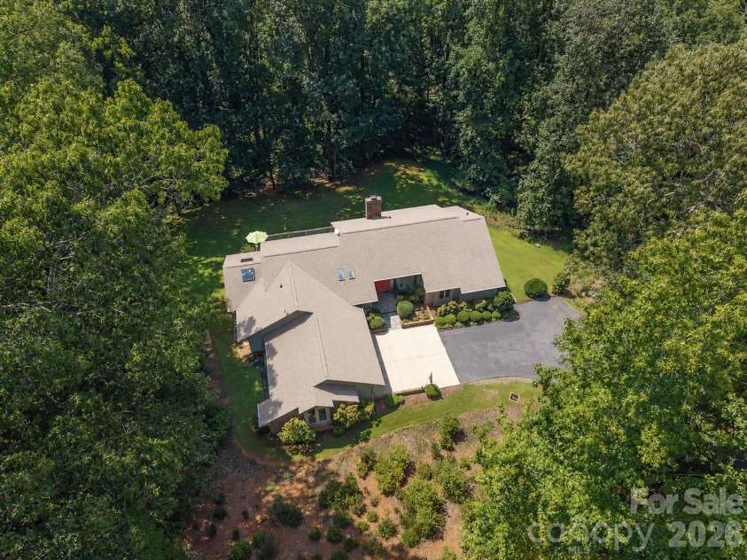 5 Jackson Grove, Landrum, SC 29356.  MLS# CAR4416972, YatesRealty ID 46122. 