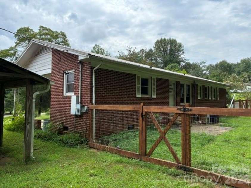 993 Coney Island Road, Union Mills, NC 28167.  MLS# CAR4412995, YatesRealty ID 46123. 