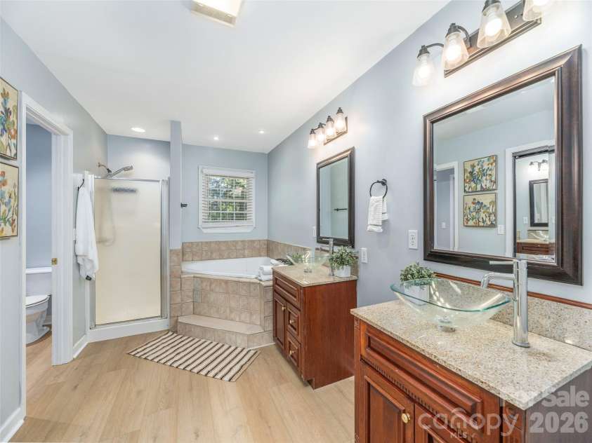 499 Match Point, Sylva, NC 28779.  MLS# CAR4417210, YatesRealty ID 46124. 