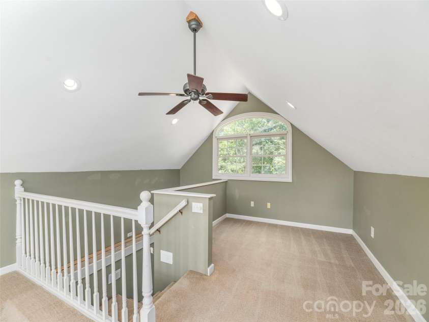 499 Match Point, Sylva, NC 28779.  MLS# CAR4417210, YatesRealty ID 46124. 