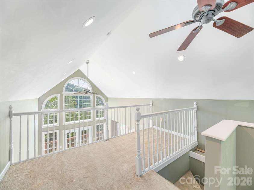 499 Match Point, Sylva, NC 28779.  MLS# CAR4417210, YatesRealty ID 46124. 
