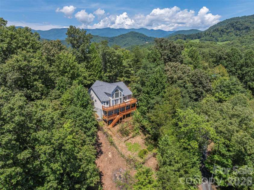 499 Match Point, Sylva, NC 28779.  MLS# CAR4417210, YatesRealty ID 46124. 