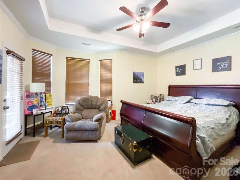 2702 Piersland Drive, Matthews, NC 28104.  MLS# CAR4416669, YatesRealty ID 46126. 