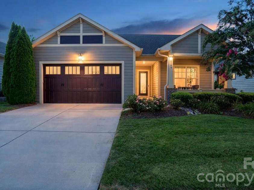 4759 Looking Glass Trail, Denver, NC 28037.  MLS# CAR4415215, YatesRealty ID 46128. 