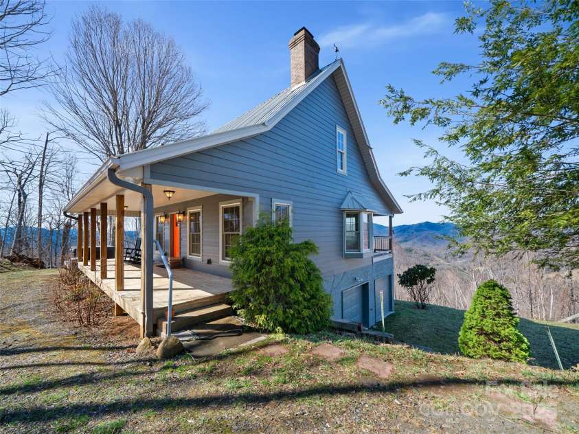 20 Claw Court, Bakersville, NC 28705.  MLS# CAR4240555, YatesRealty ID 4613. 