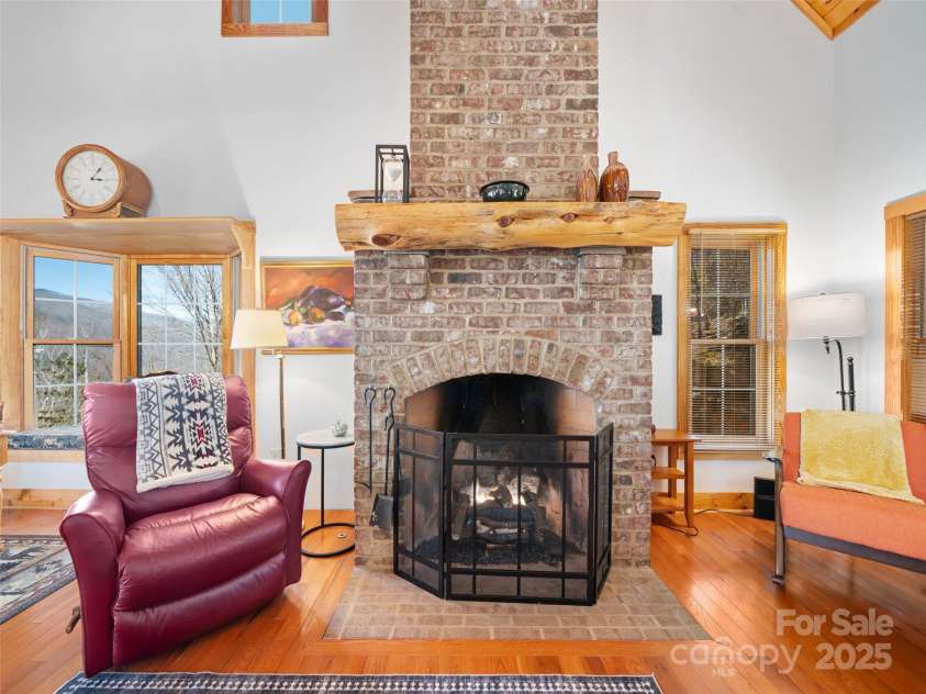 20 Claw Court, Bakersville, NC 28705.  MLS# CAR4240555, YatesRealty ID 4613. 