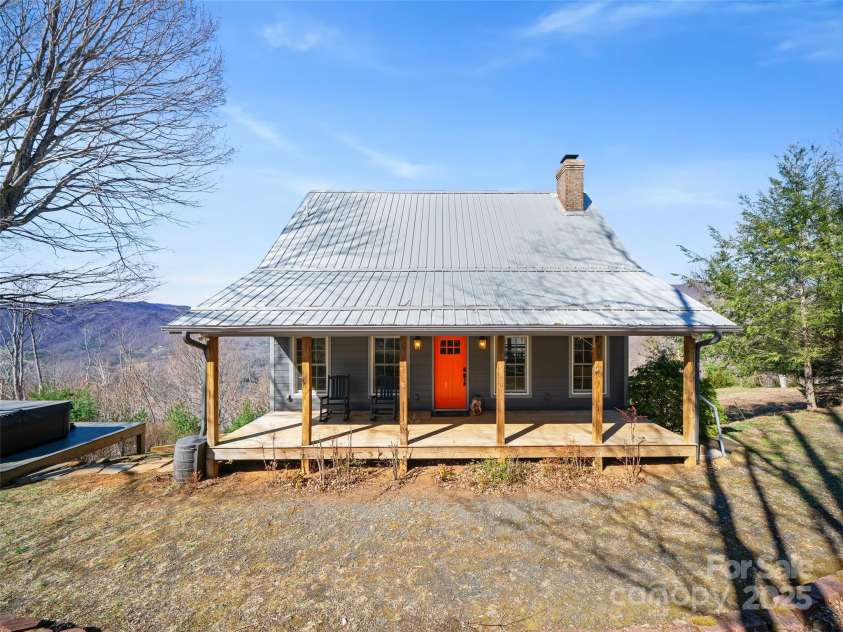 20 Claw Court, Bakersville, NC 28705.  MLS# CAR4240555, YatesRealty ID 4613. 