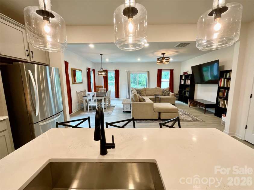 11009 Pagebrook Lane, Charlotte, NC 28214.  MLS# CAR4414529, YatesRealty ID 46130. 