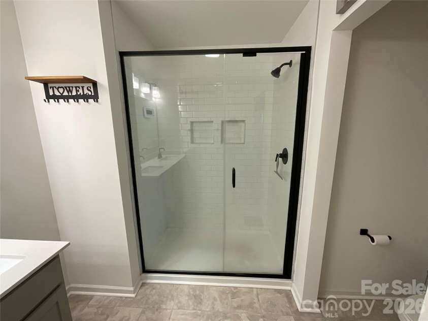 11009 Pagebrook Lane, Charlotte, NC 28214.  MLS# CAR4414529, YatesRealty ID 46130. 