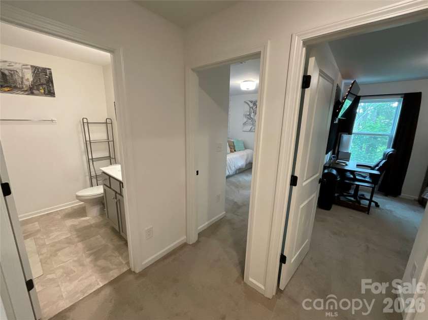 11009 Pagebrook Lane, Charlotte, NC 28214.  MLS# CAR4414529, YatesRealty ID 46130. 