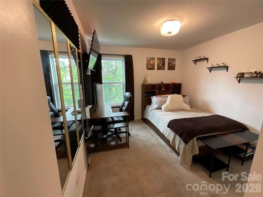 11009 Pagebrook Lane, Charlotte, NC 28214.  MLS# CAR4414529, YatesRealty ID 46130. 