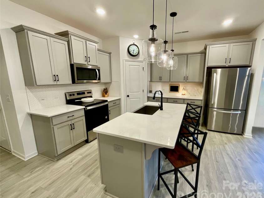 11009 Pagebrook Lane, Charlotte, NC 28214.  MLS# CAR4414529, YatesRealty ID 46130. 