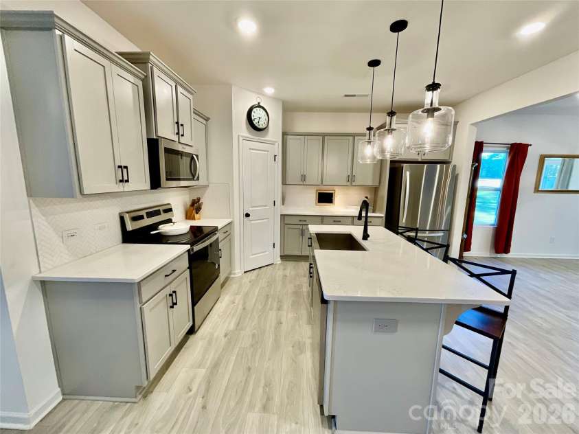 11009 Pagebrook Lane, Charlotte, NC 28214.  MLS# CAR4414529, YatesRealty ID 46130. 