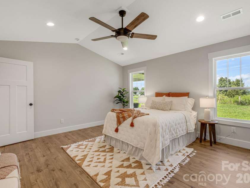735 Jupiter Road, Weaverville, NC 28787.  MLS# CAR4410914, YatesRealty ID 46131. Primary Suite