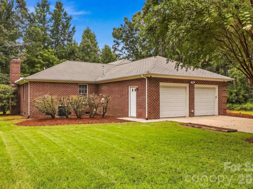 2594 Painters Gap Road, Union Mills, NC 28167.  MLS# CAR4417121, YatesRealty ID 46132. 