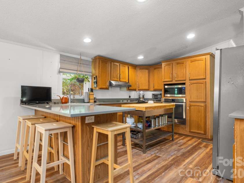 6200 Tallent Hollar Road, Morganton, NC 28655.  MLS# CAR4416937, YatesRealty ID 46137. 