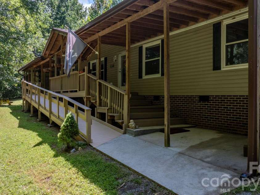 6200 Tallent Hollar Road, Morganton, NC 28655.  MLS# CAR4416937, YatesRealty ID 46137. 