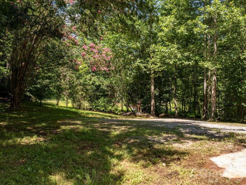 6200 Tallent Hollar Road, Morganton, NC 28655.  MLS# CAR4416937, YatesRealty ID 46137. 