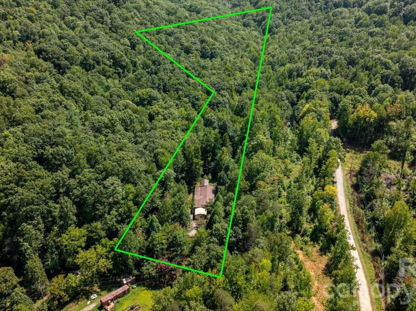 6200 Tallent Hollar Road, Morganton, NC 28655.  MLS# CAR4416937, YatesRealty ID 46137. 