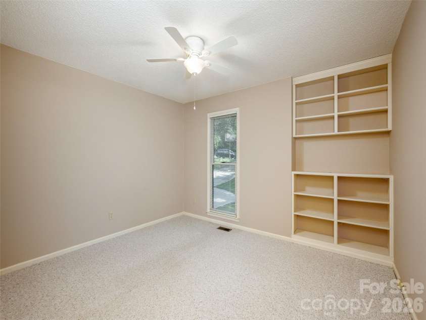 15 Glen Crest Drive, Arden, NC 28704.  MLS# CAR4416673, YatesRealty ID 46138. Office
