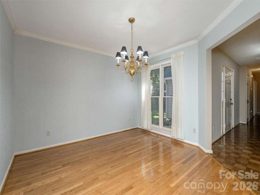 15 Glen Crest Drive, Arden, NC 28704.  MLS# CAR4416673, YatesRealty ID 46138. Separate Dining Room