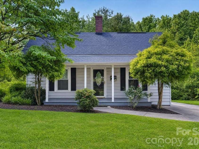 619 Mountain Street, Cherryville, NC 28021.  MLS# CAR4416995, YatesRealty ID 46139. 