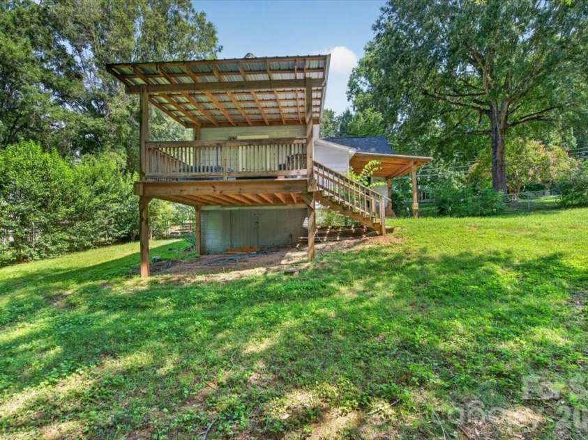 619 Mountain Street, Cherryville, NC 28021.  MLS# CAR4416995, YatesRealty ID 46139. 