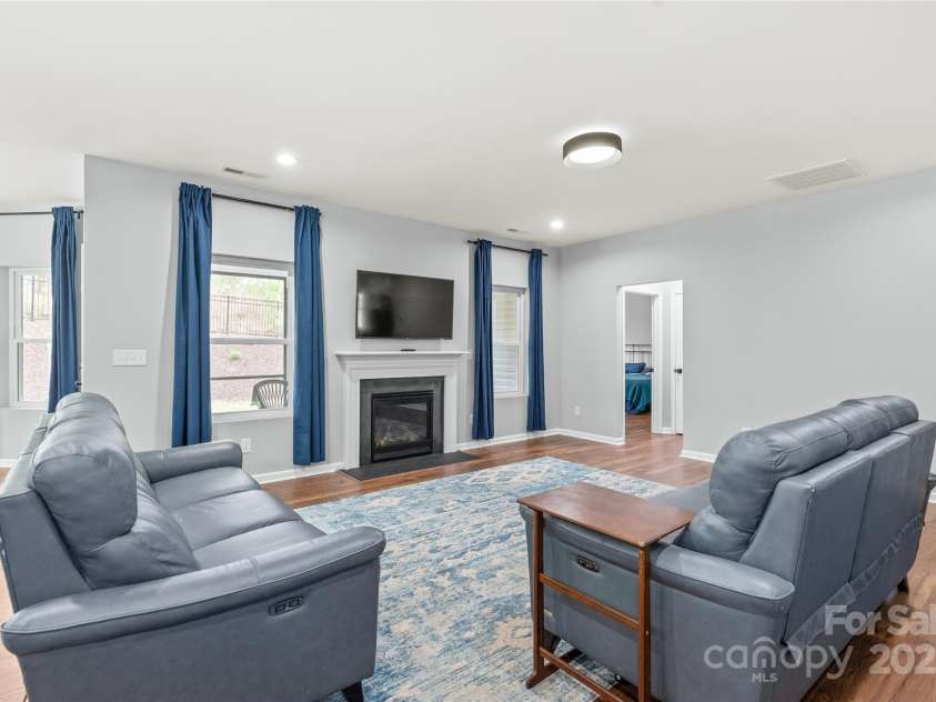 7662 Tanglewood Way, Denver, NC 28037.  MLS# CAR4242608, YatesRealty ID 4614. 