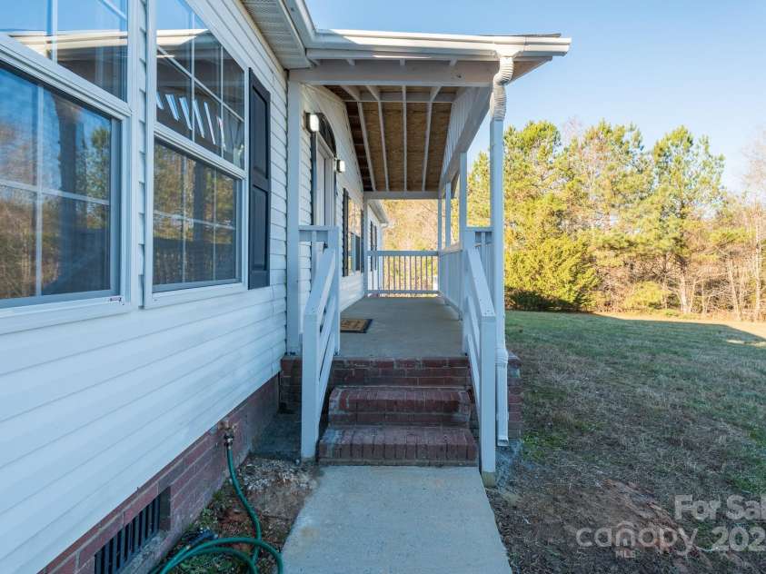 964 Lavender Road, Grover, NC 28073.  MLS# CAR4329099, YatesRealty ID 4614. 