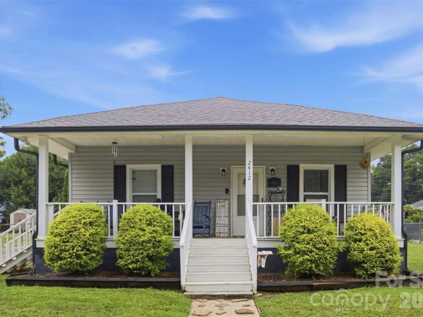2412 Jackson Street, Belmont, NC 28012.  MLS# CAR4406899, YatesRealty ID 46140. 