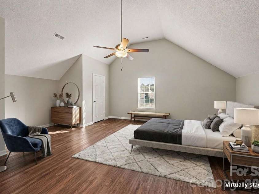11008 Padderborn Court, Charlotte, NC 28215.  MLS# CAR4416309, YatesRealty ID 46141. Virtually Staged