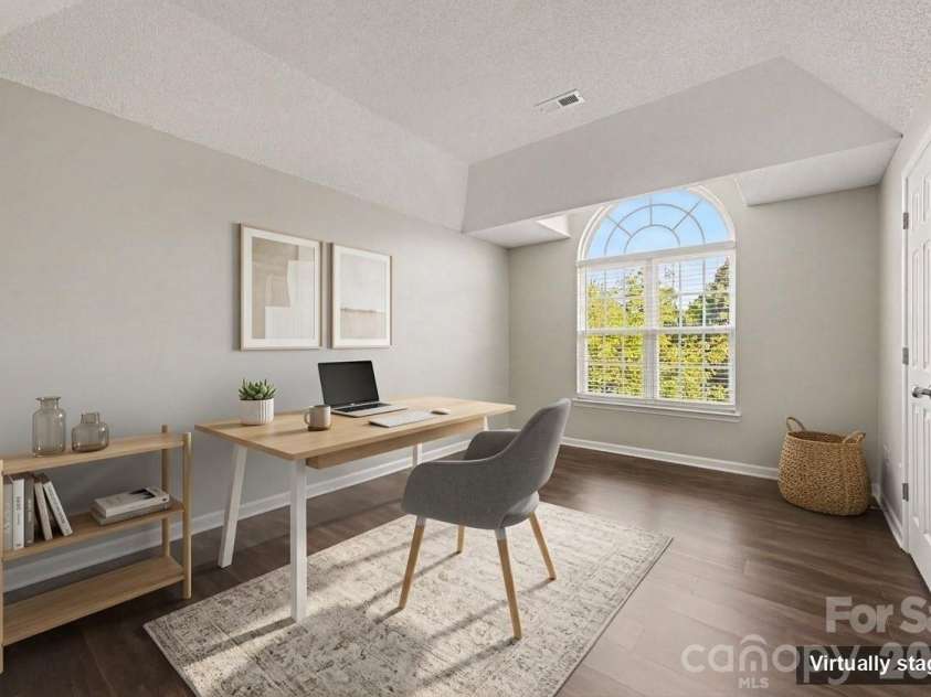 11008 Padderborn Court, Charlotte, NC 28215.  MLS# CAR4416309, YatesRealty ID 46141. Virtually Staged