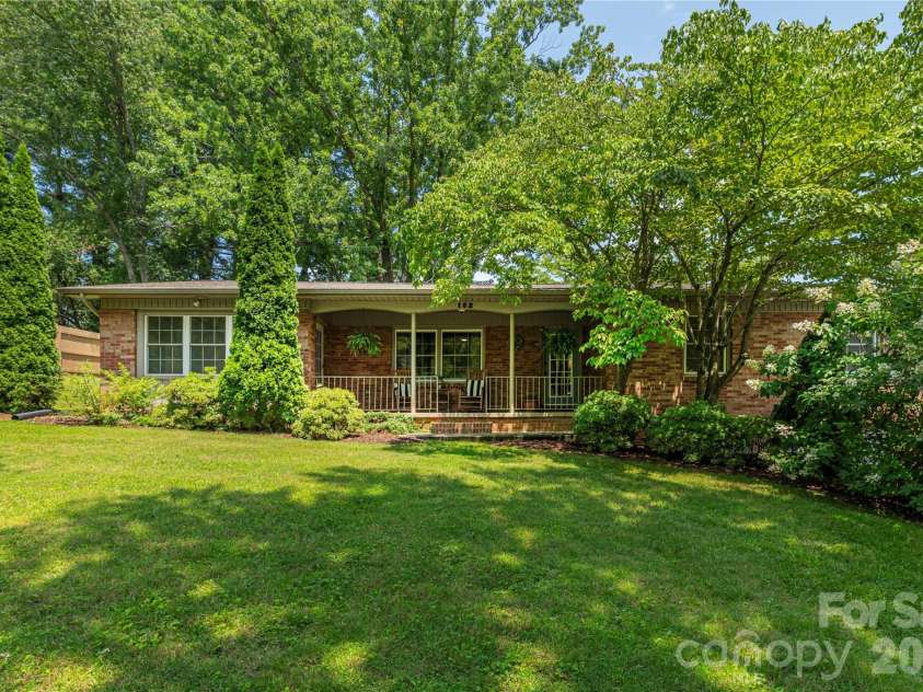 102 Azalea Drive, Waynesville, NC 28786.  MLS# CAR4416680, YatesRealty ID 46142. 