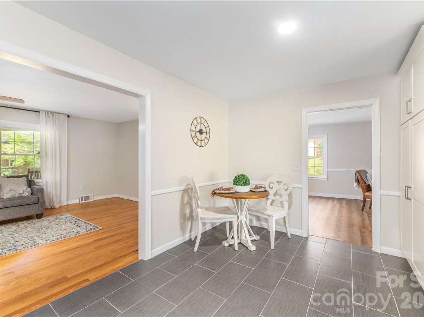 102 Azalea Drive, Waynesville, NC 28786.  MLS# CAR4416680, YatesRealty ID 46142. 