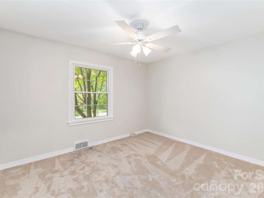 102 Azalea Drive, Waynesville, NC 28786.  MLS# CAR4416680, YatesRealty ID 46142. 