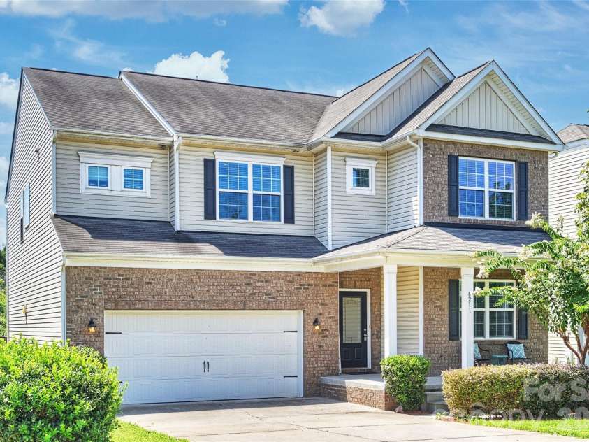 6211 Kilchurn Drive, Indian Land, SC 29707.  MLS# CAR4414817, YatesRealty ID 46145. 