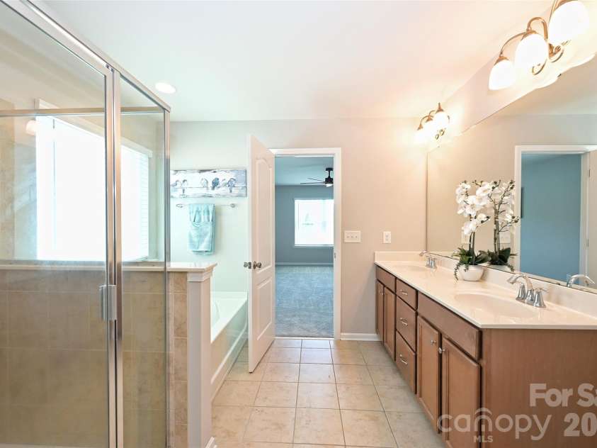 6211 Kilchurn Drive, Indian Land, SC 29707.  MLS# CAR4414817, YatesRealty ID 46145. 
