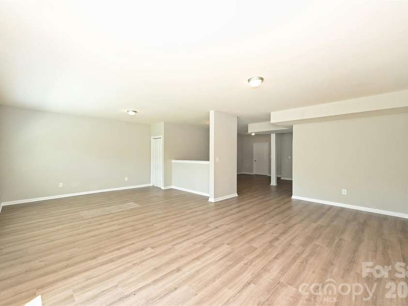 6211 Kilchurn Drive, Indian Land, SC 29707.  MLS# CAR4414817, YatesRealty ID 46145. 