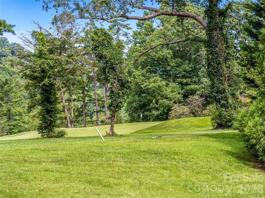 175 Robinhood Road, Asheville, NC 28804.  MLS# CAR4416843, YatesRealty ID 46146. 
