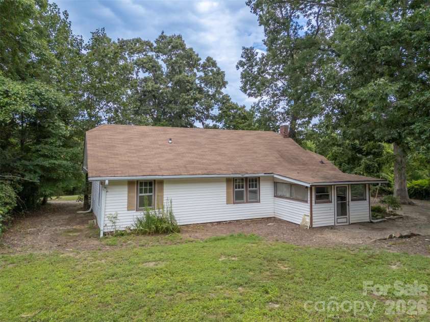 375 King Street, East Flat Rock, NC 28726.  MLS# CAR4417012, YatesRealty ID 46148. 