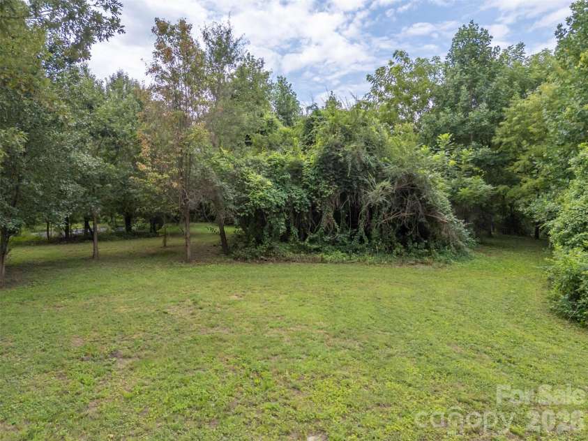 375 King Street, East Flat Rock, NC 28726.  MLS# CAR4417012, YatesRealty ID 46148. 