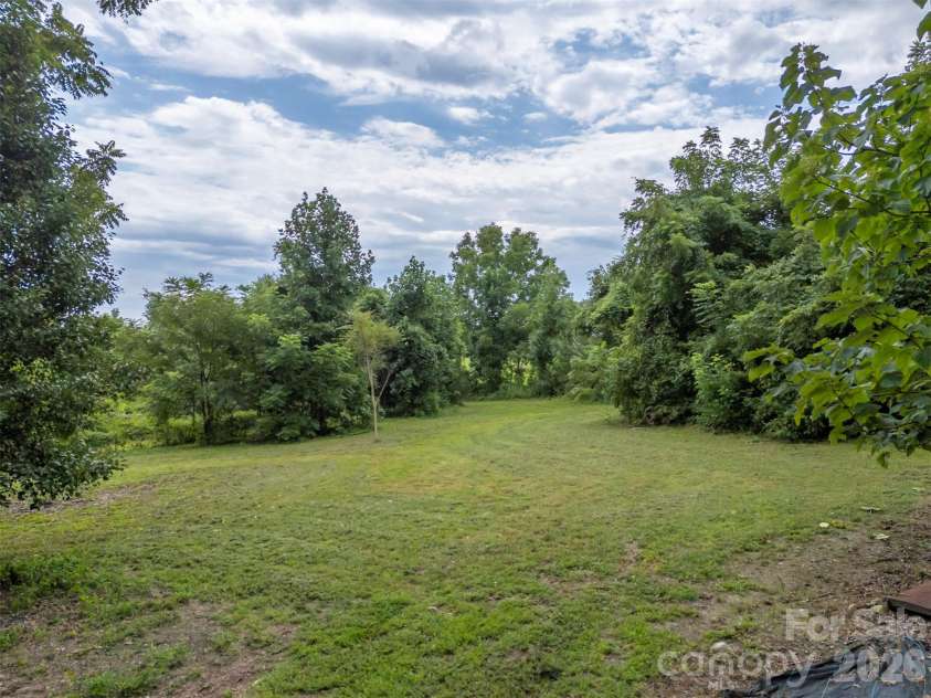 375 King Street, East Flat Rock, NC 28726.  MLS# CAR4417012, YatesRealty ID 46148. 
