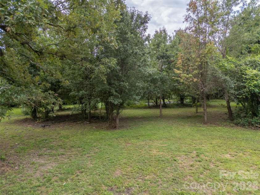 375 King Street, East Flat Rock, NC 28726.  MLS# CAR4417012, YatesRealty ID 46148. 