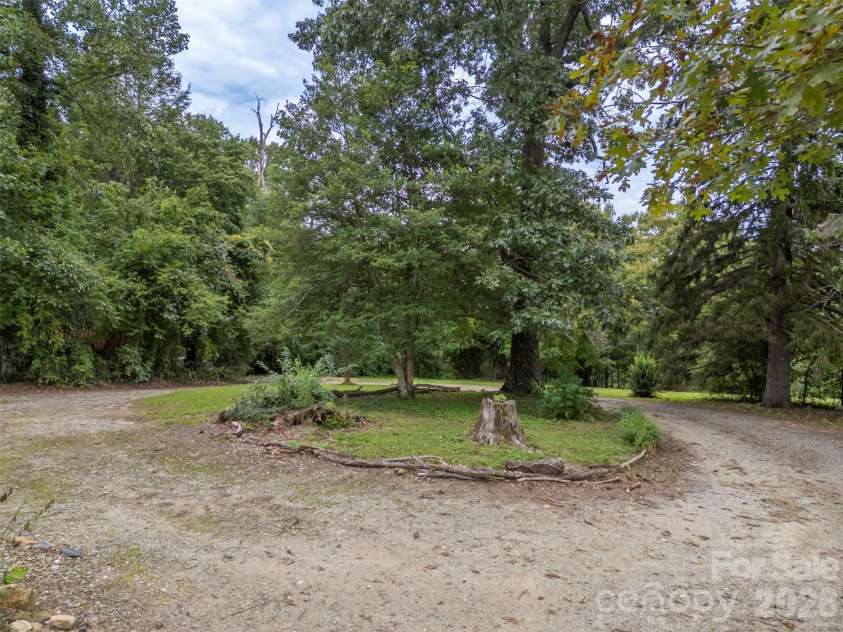 375 King Street, East Flat Rock, NC 28726.  MLS# CAR4417012, YatesRealty ID 46148. 