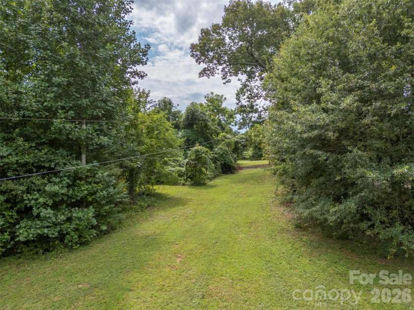375 King Street, East Flat Rock, NC 28726.  MLS# CAR4417012, YatesRealty ID 46148. 