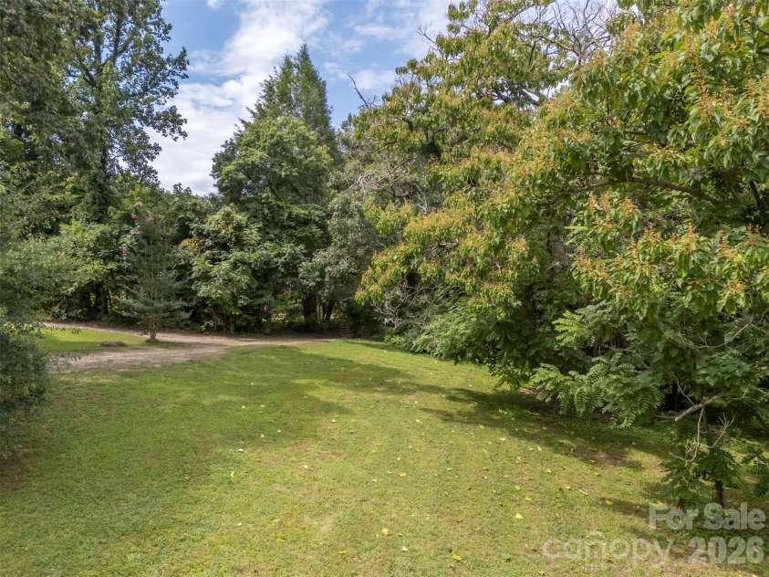 375 King Street, East Flat Rock, NC 28726.  MLS# CAR4417012, YatesRealty ID 46148. 