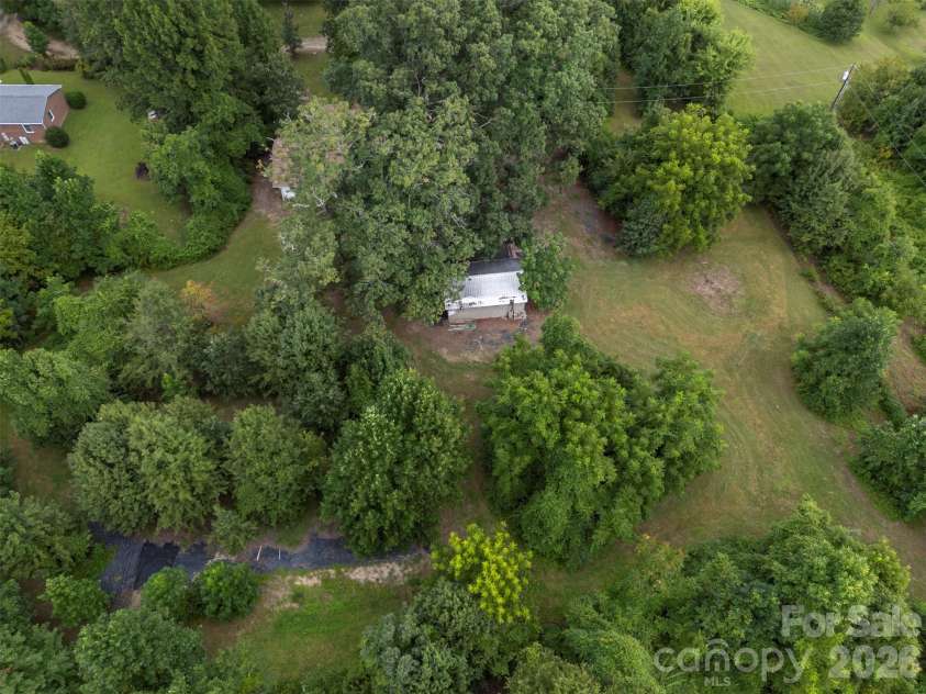 375 King Street, East Flat Rock, NC 28726.  MLS# CAR4417012, YatesRealty ID 46148. 