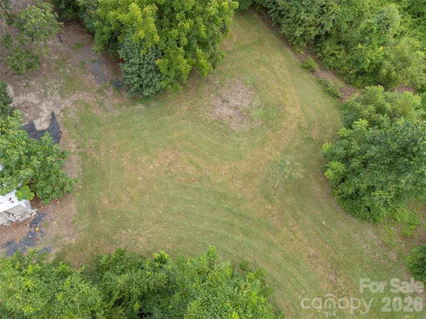 375 King Street, East Flat Rock, NC 28726.  MLS# CAR4417012, YatesRealty ID 46148. 